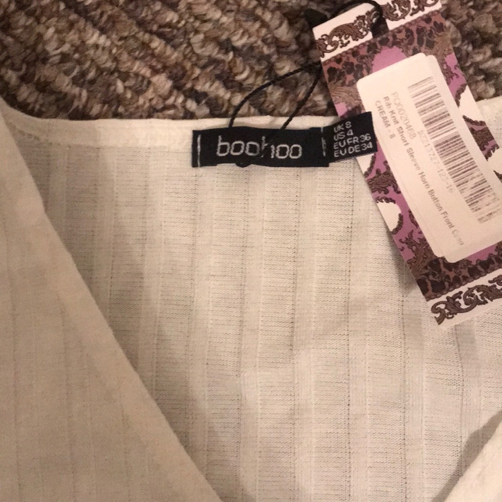BOOHOO crop top - Picture 2 of 2